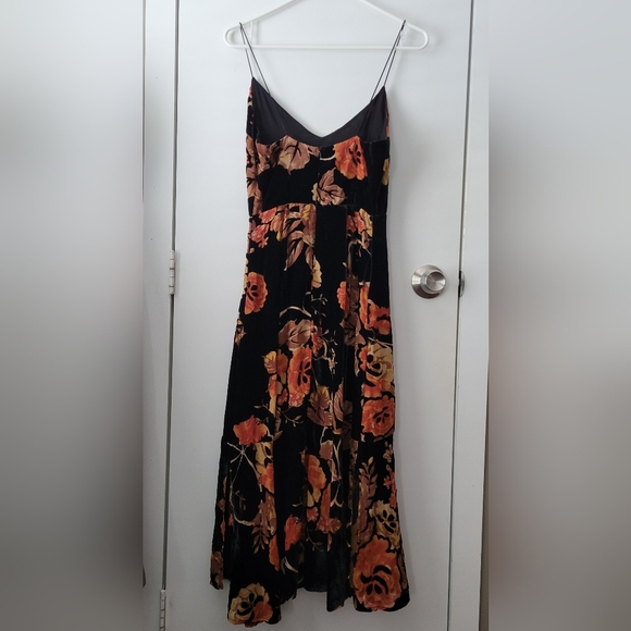Honey Punch Velvet Floral Dress - Picture 2 of 5